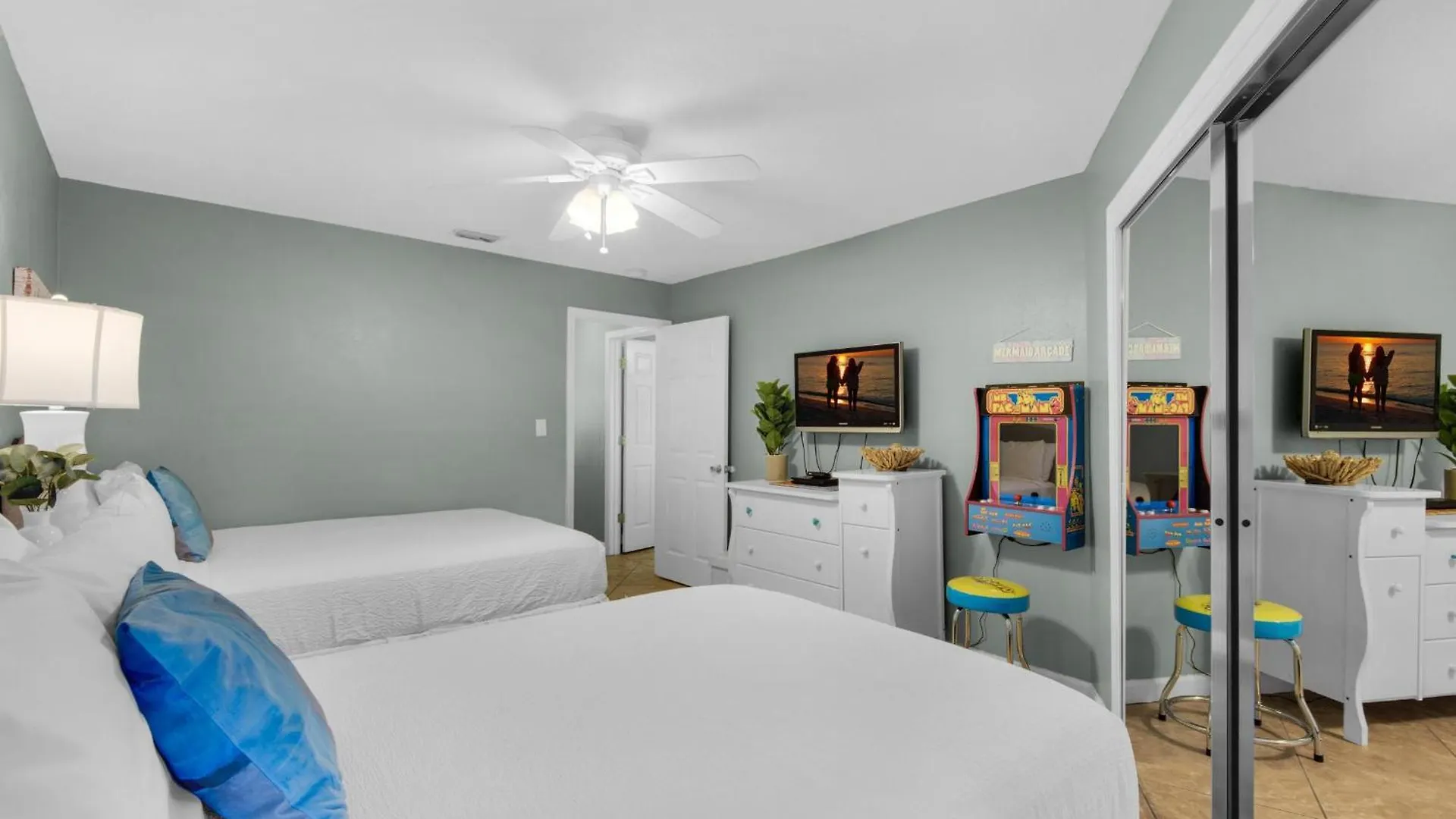 Silver Dunes A200- The Hidden Emerald Destin United States