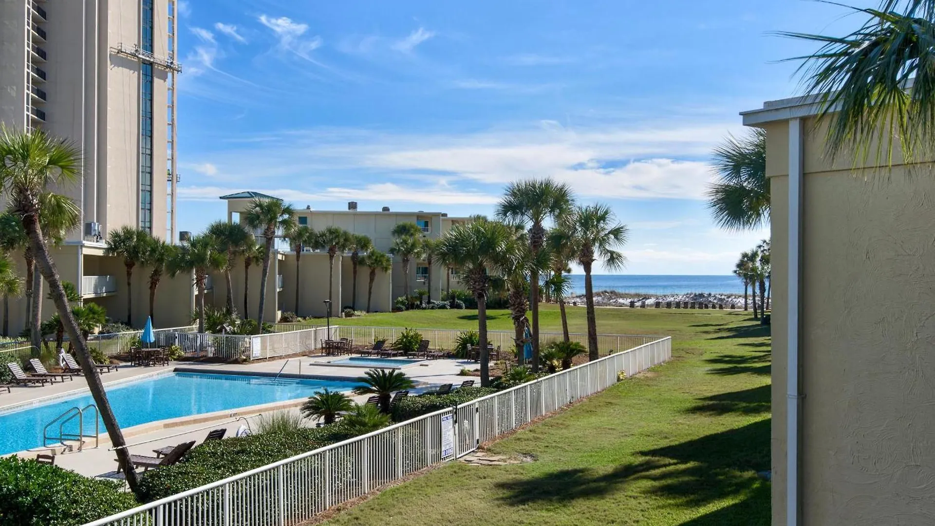 Silver Dunes A200- The Hidden Emerald Destin 0*,